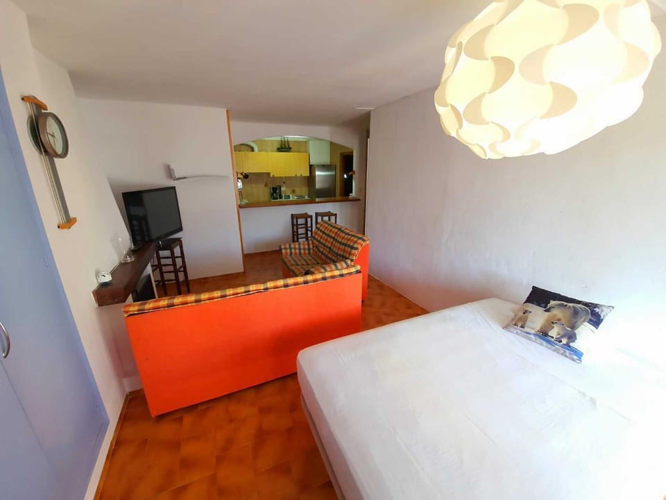 APARTAMENTO PORT EMPORDÀ CANALES Apartment in Alt Empordà