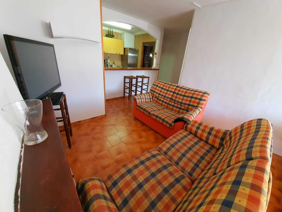 APARTAMENTO PORT EMPORDÀ CANALES Apartment in Alt Empordà