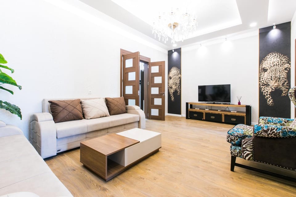 TV and multimedia, Living room, Seating area, On site