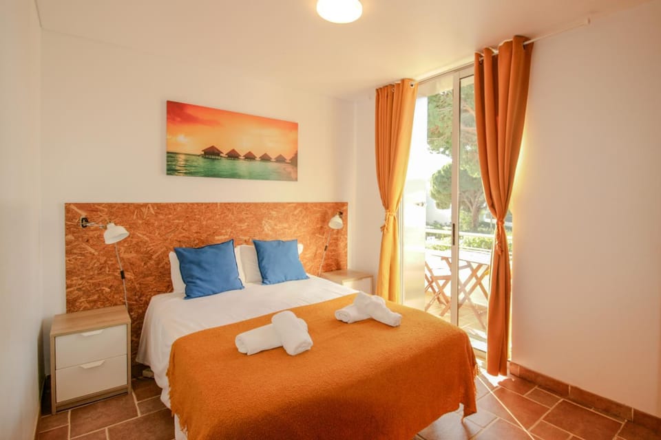 Pé na Areia - Guest House Bed and Breakfast in Monte Gordo