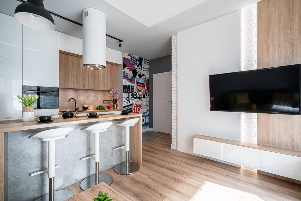 Communal lounge/ TV room, Kitchen or kitchenette, Dining area