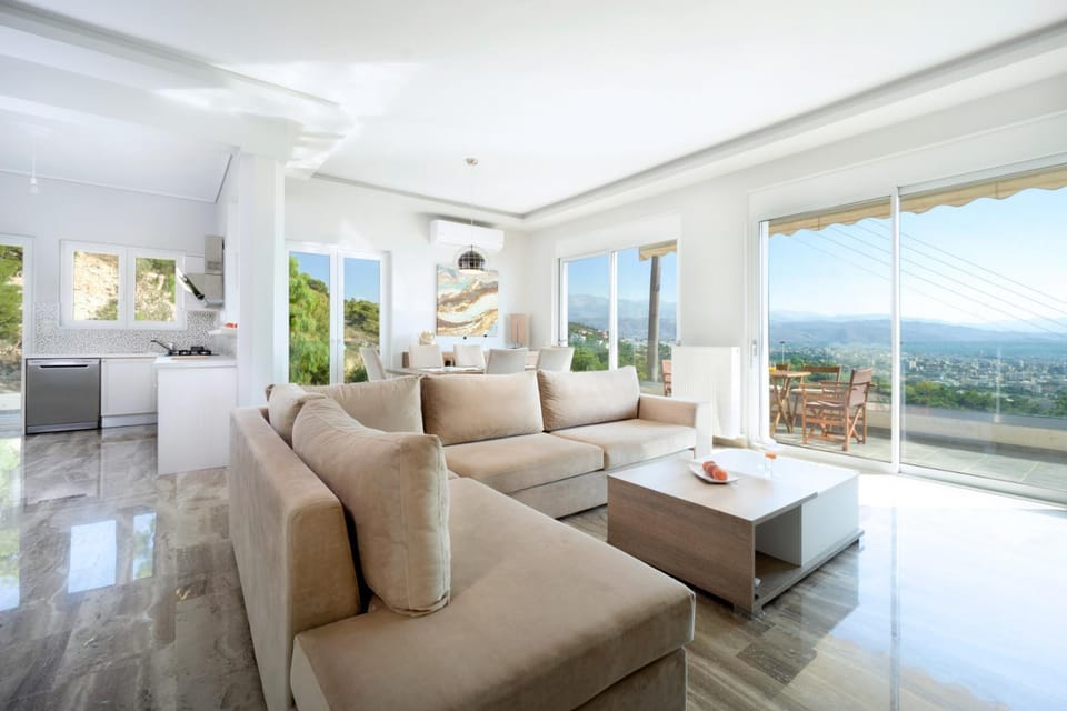 Rooftop Jacuzzi Apartment Apartment in Crete