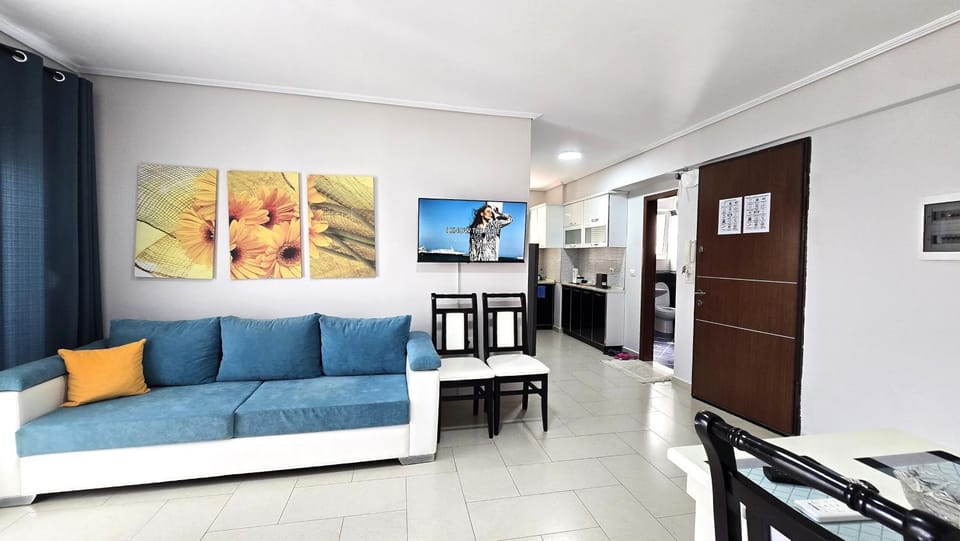 Living room, kitchen