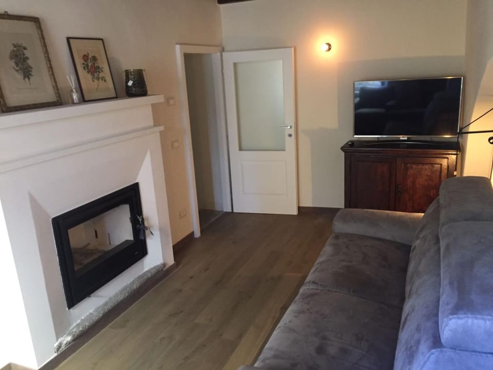 Al vecchio porto casa a Cannero House in Cannero Riviera