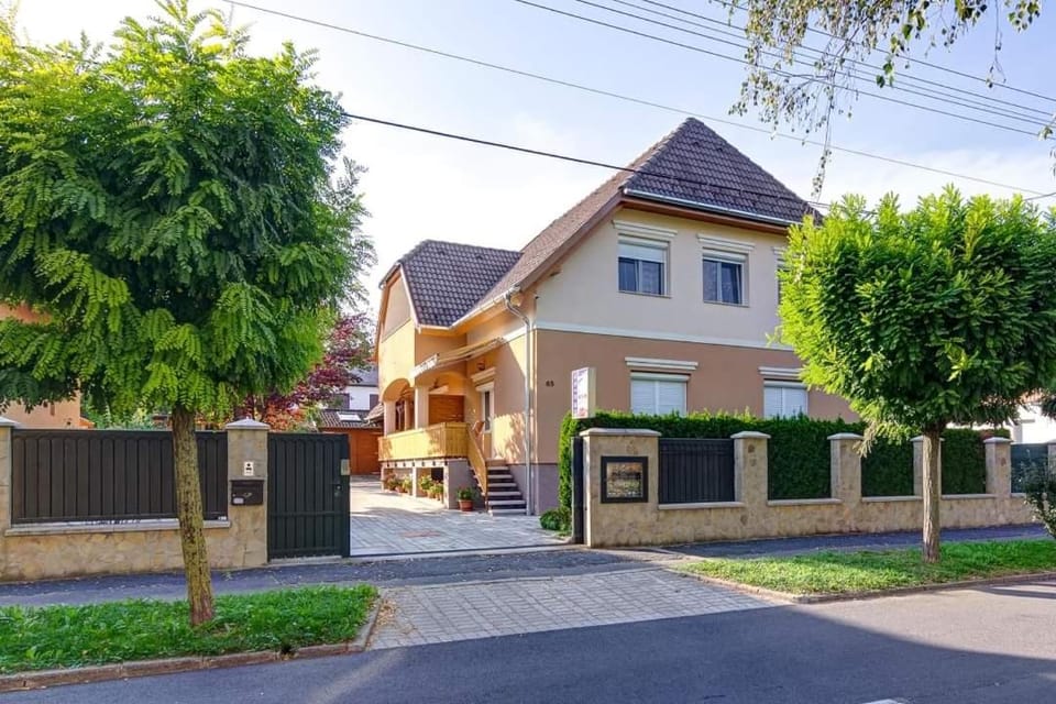 Andrea Villa Hévíz I Balaton Apartment in Hévíz
