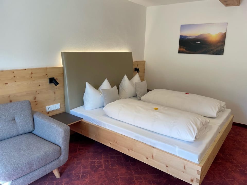 Bed, Photo of the whole room