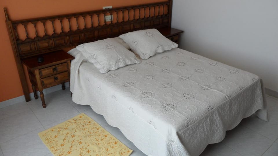 Hostal La Paz Bed and Breakfast in O Morrazo