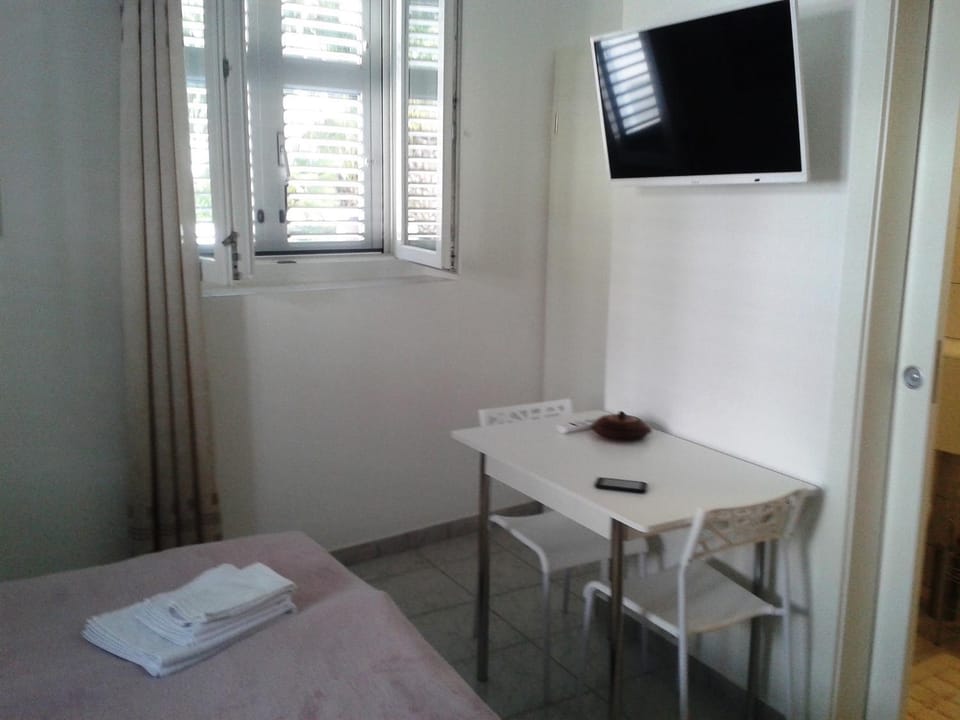 Studio apartments Ana & Mia Apartment in Vis