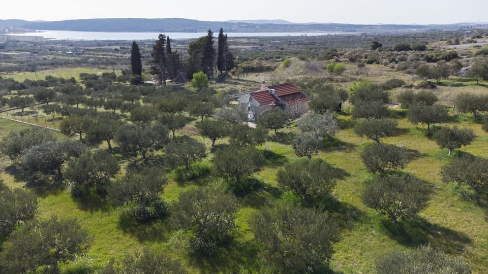 View (from property/room), Landmark view, Sea view