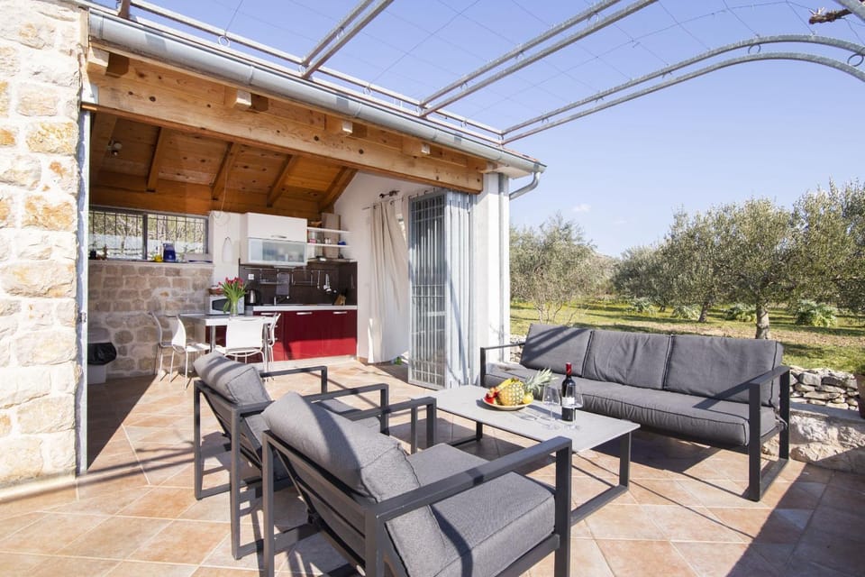 Balcony/Terrace, Dining area, kitchen