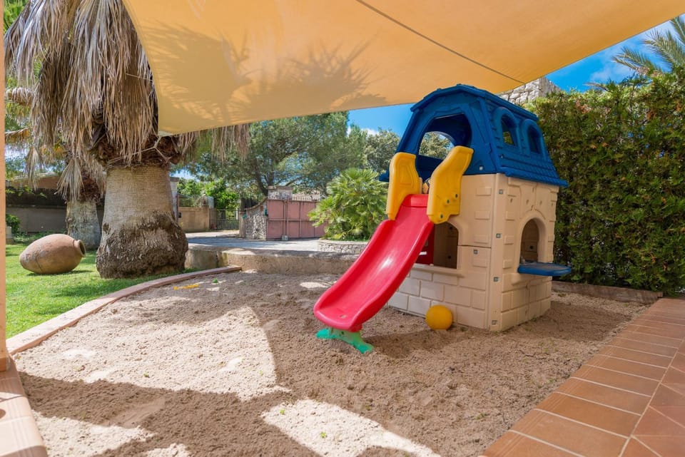 Children play ground