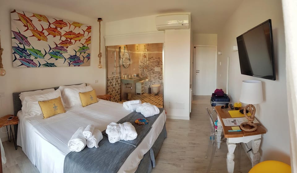 Geco di Giada Art Suites - Adult Only Bed and Breakfast in Porto Rotondo