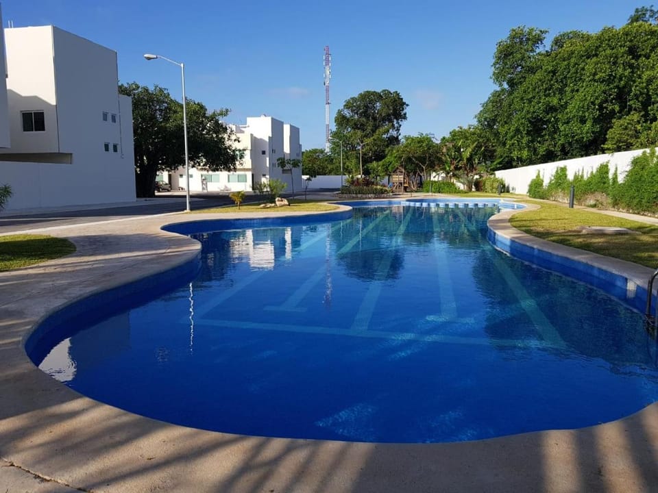 Other, Swimming pool