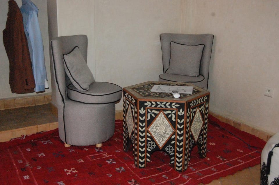Seating area