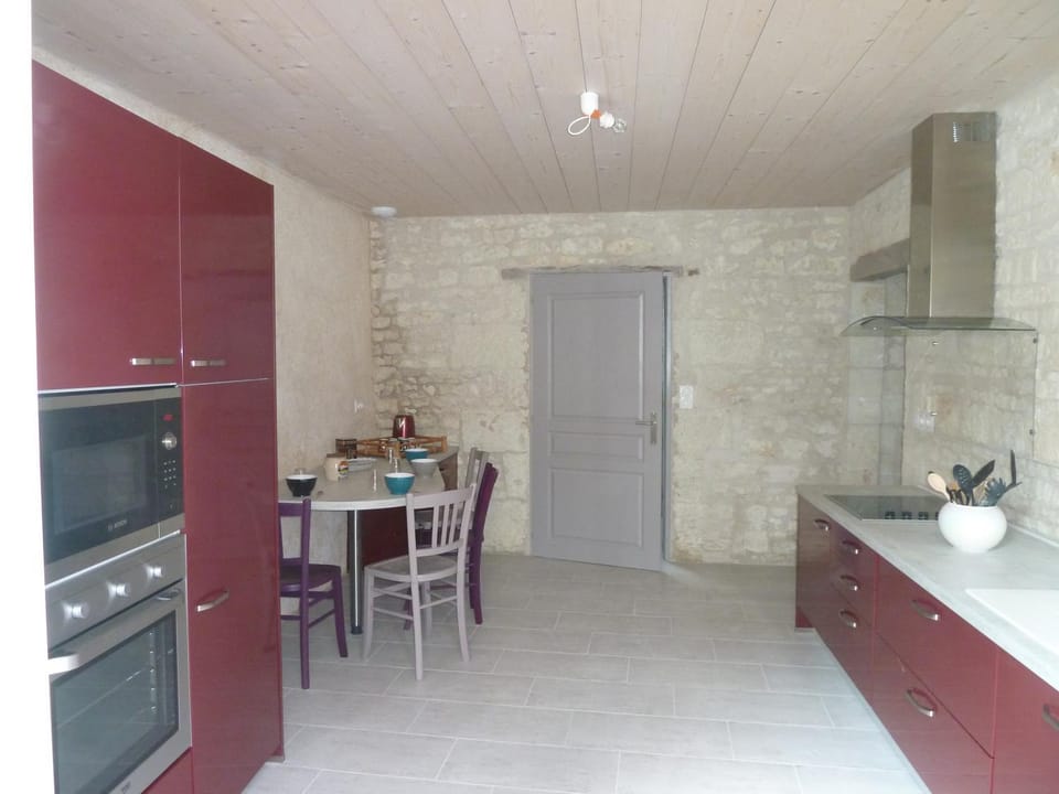 LES 3 PETITS COCHONS House in Nouvelle-Aquitaine