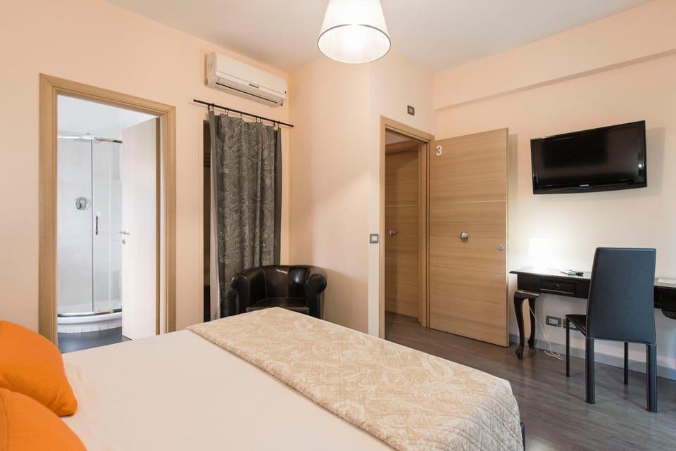 Bathroom, Bedroom