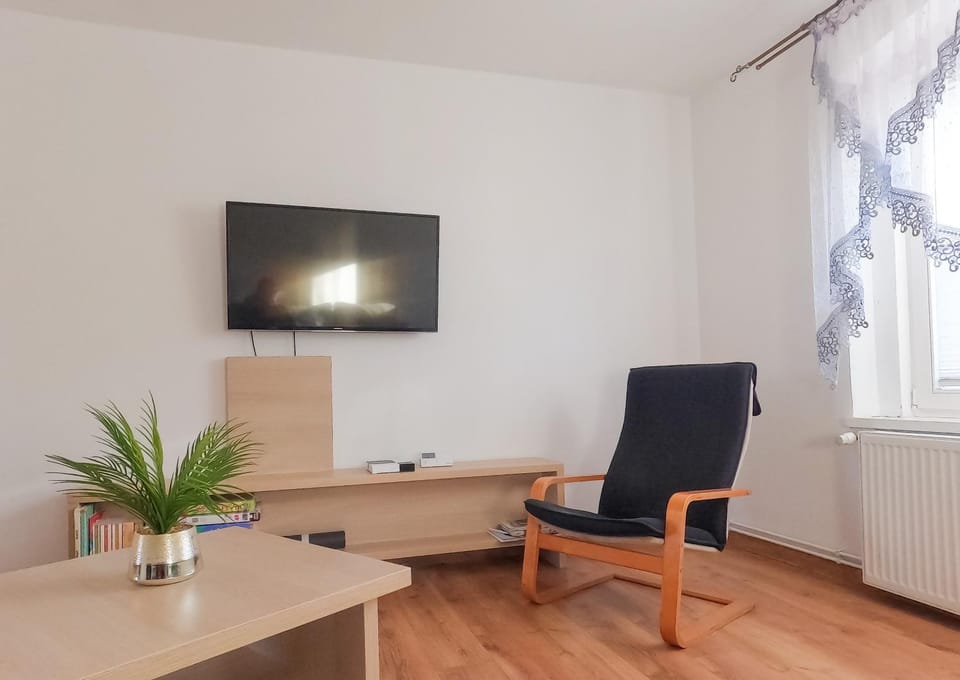Tysiąclecia 11/1 Apartment in Lower Silesian Voivodeship