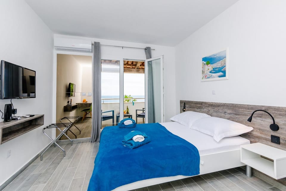 TV and multimedia, Bedroom