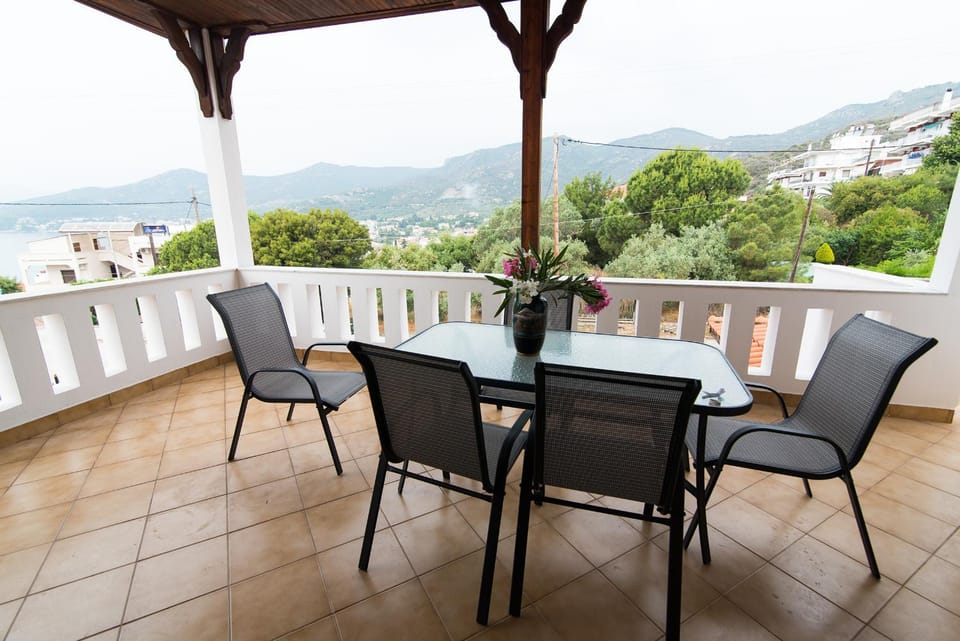 City view, Garden view, Mountain view, Sea view, Street view