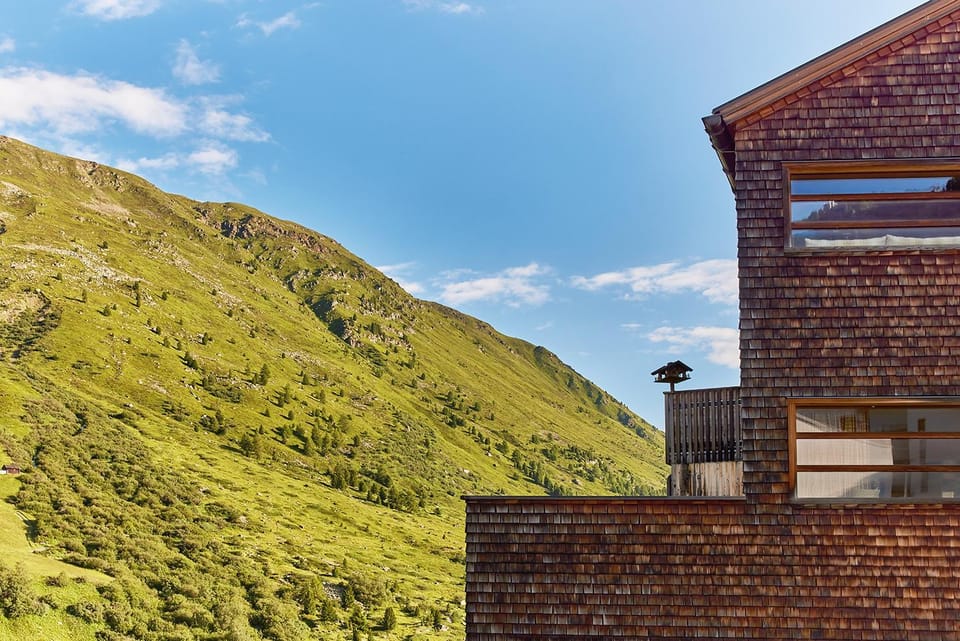Facade/entrance, Natural landscape, Summer, Mountain view