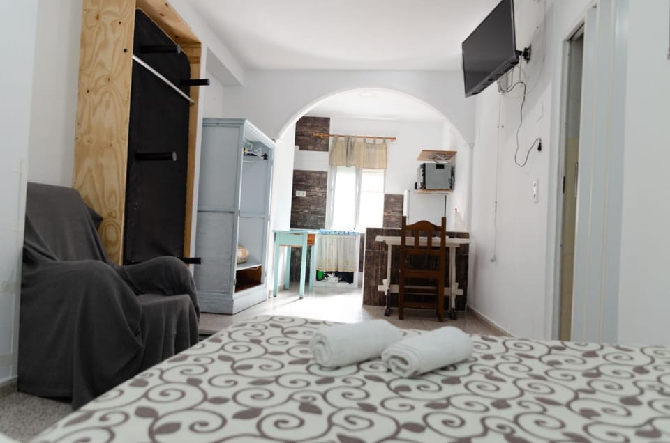 Hospedaje Lisboa Algeciras P Ca 0214 y A Ca 0232 Bed and Breakfast in Algeciras