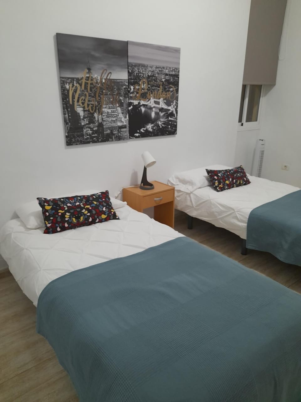 Photo of the whole room