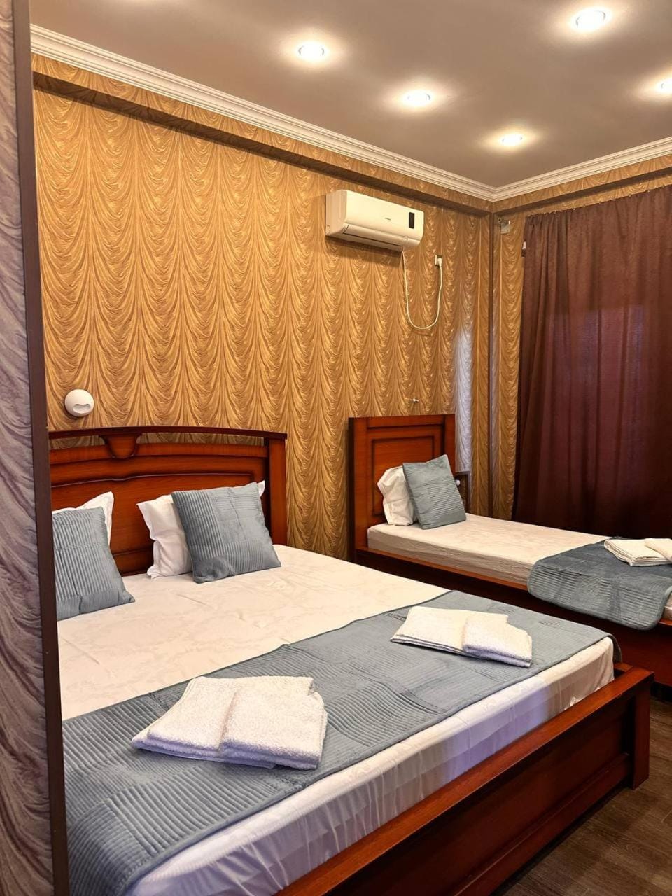 Bed, Photo of the whole room, Bedroom, towels, air conditioner