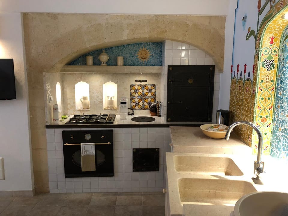 Coffee/tea facilities, Kitchen or kitchenette