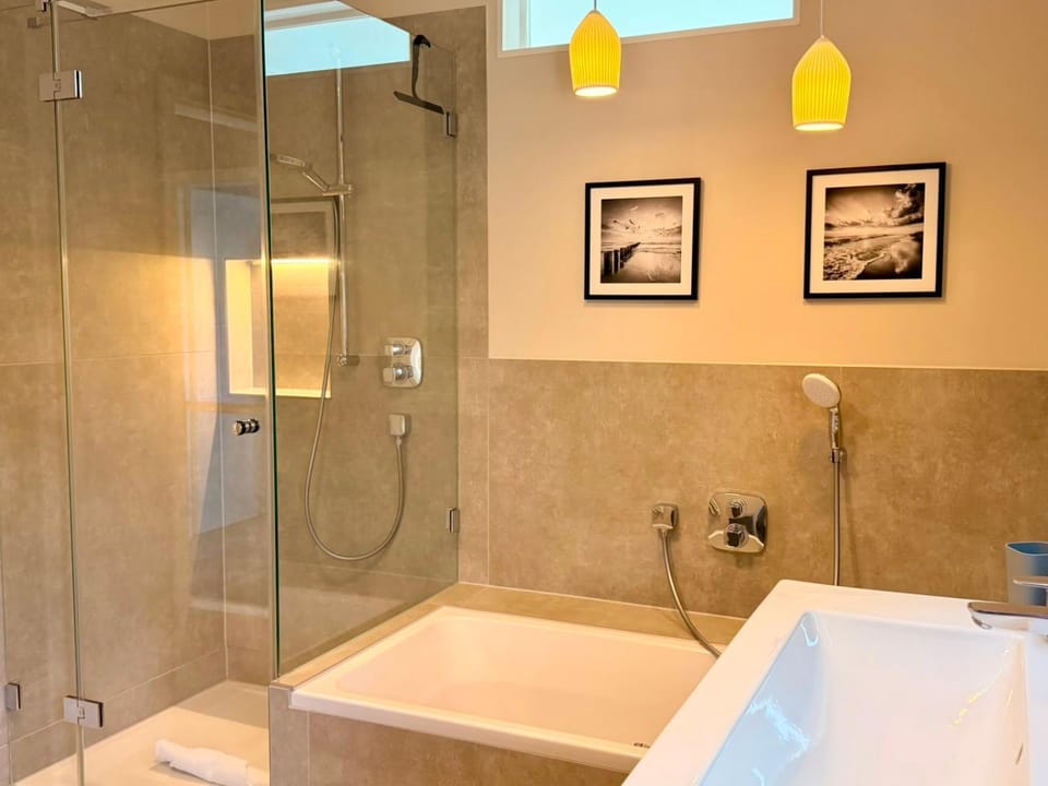Shower, Bathroom, Bath
