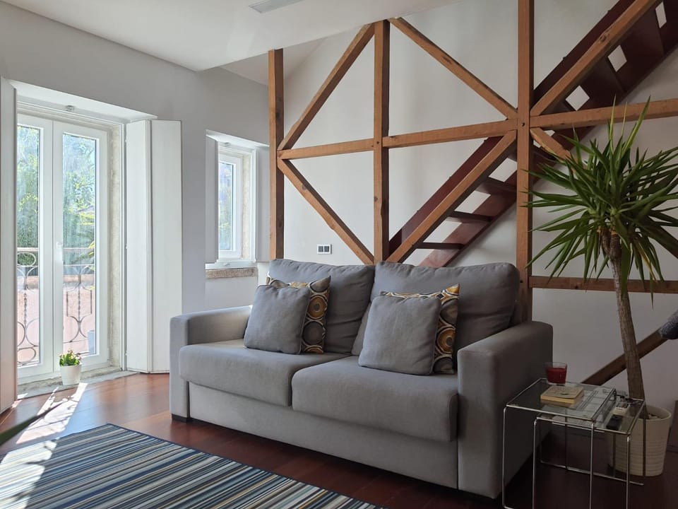 1881 Historical duplex Suite Apartment in Lisbon