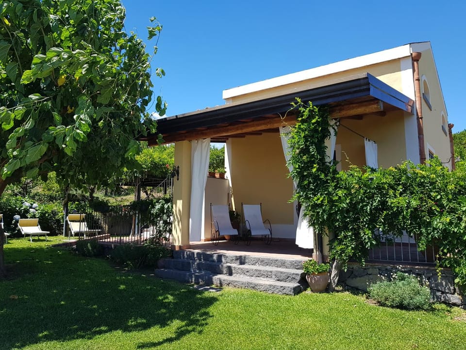 Agriturismo Le Case Di Civi Farm Stay in Sicily