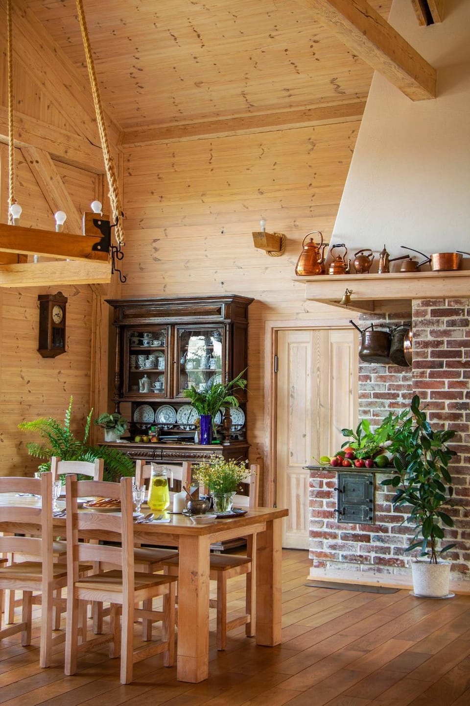 Food and drinks, Dining area