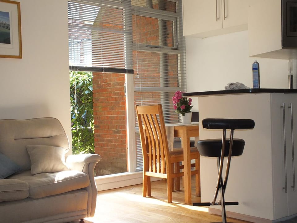 Rotherhithe apartment near park and river Apartment in London Borough of Southwark