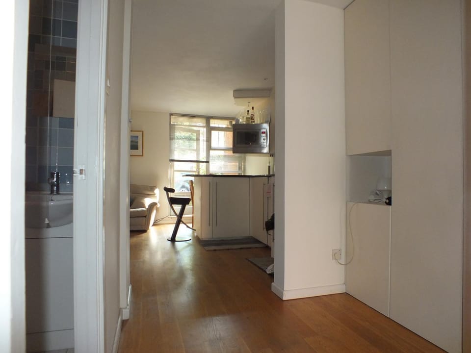 Rotherhithe apartment near park and river Apartment in London Borough of Southwark