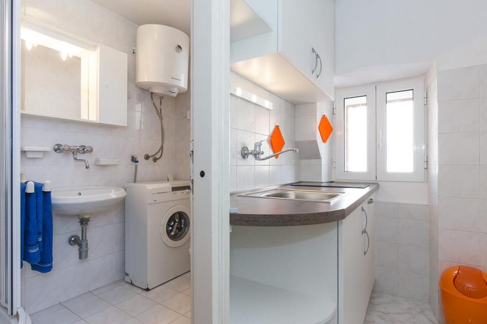 Shower, Toilet, Bathroom, Kitchen or kitchenette