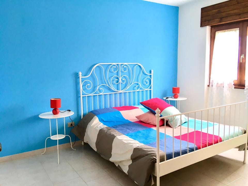 Bed, Bedroom, Garden view, Landmark view, Pool view, Street view, Inner courtyard view