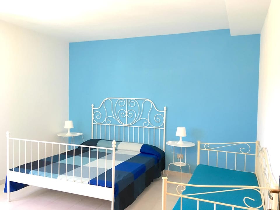 Bed, Other, Bedroom, Garden view, Mountain view, Pool view, Street view, cot, Quiet street view, Inner courtyard view