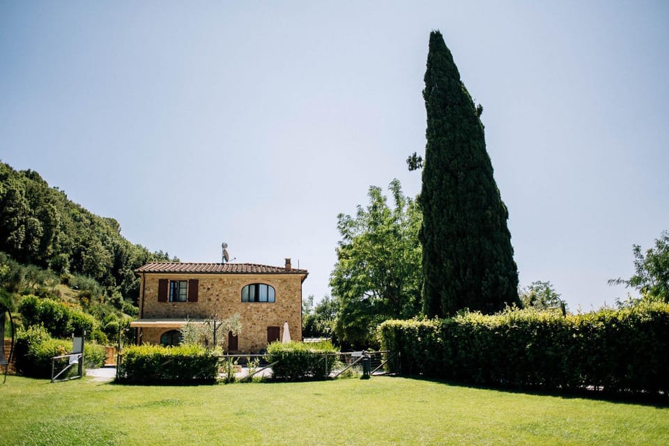 Il Casolare Val Di Mare Apartment in Tuscany
