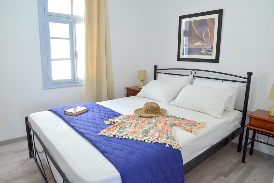 Vasealis Sirma Klima House in Milos