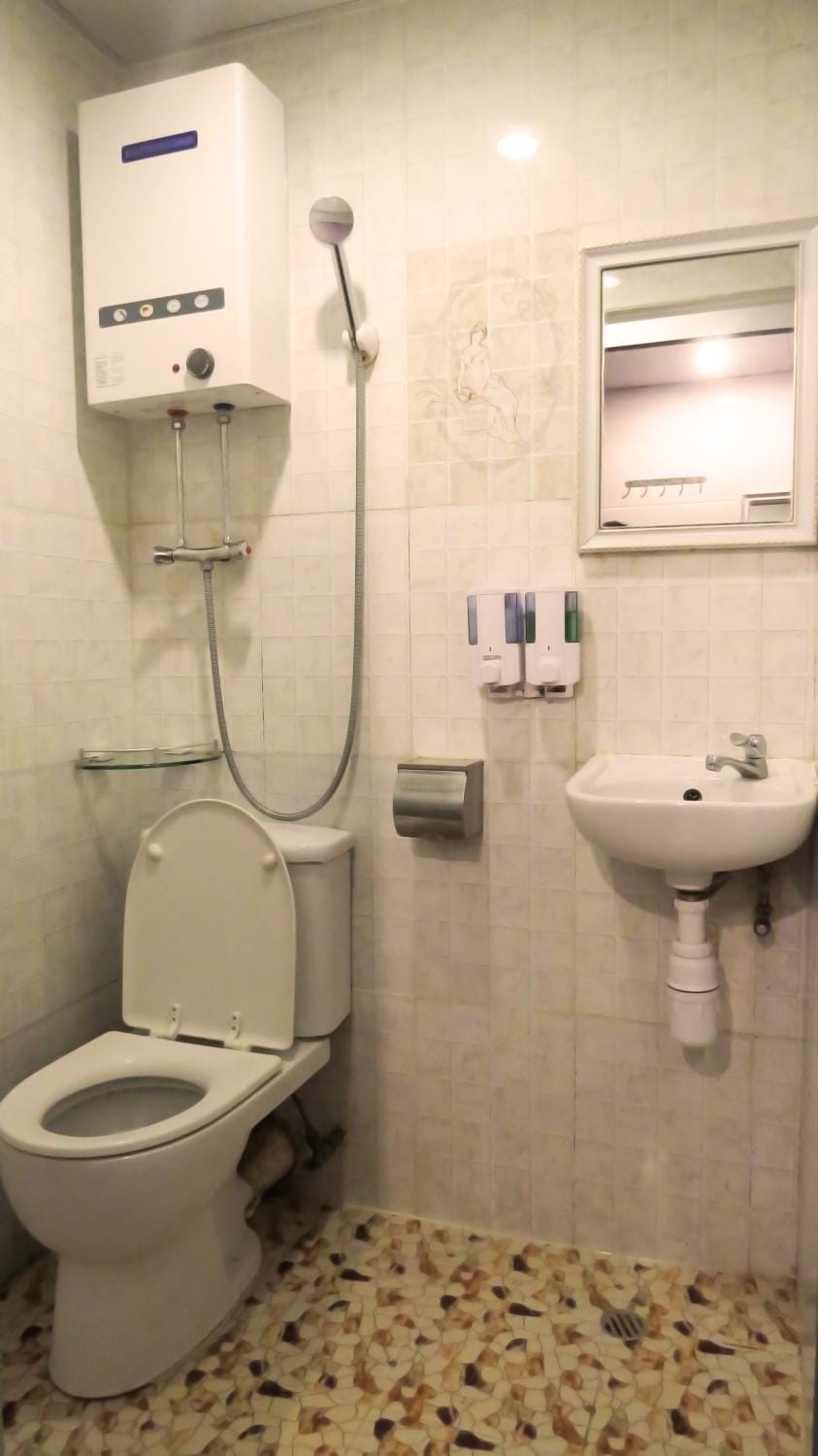 Shower, Toilet, Bedroom