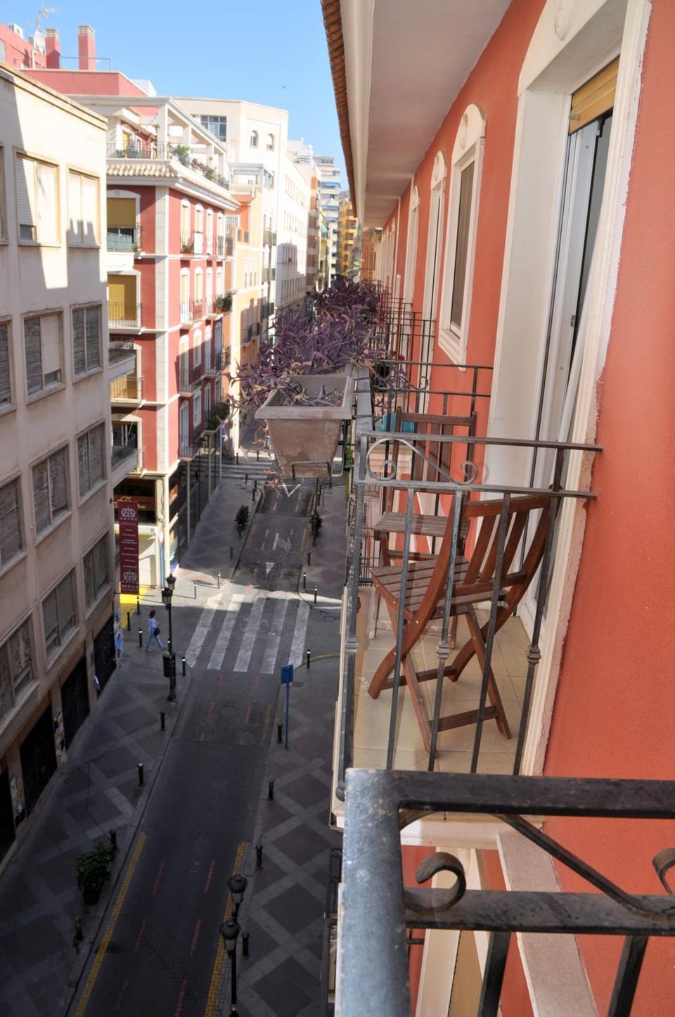 Facade/entrance, Balcony/Terrace, On site, Landmark view, Street view
