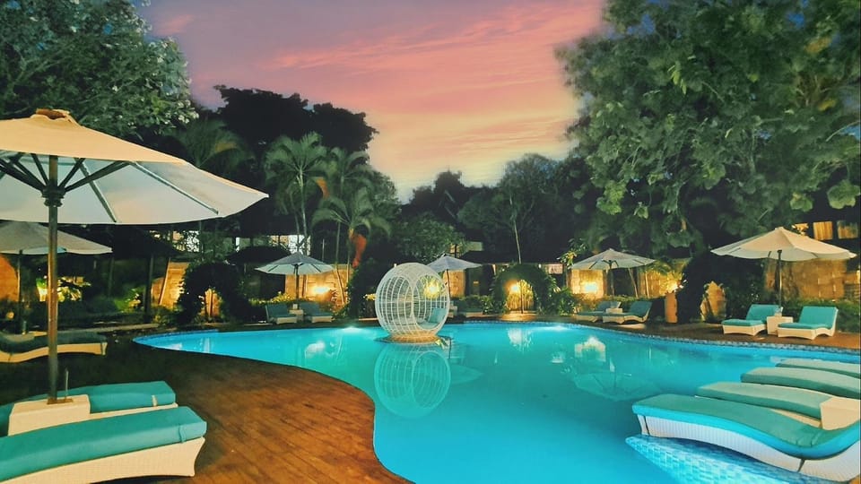 Swimming pool