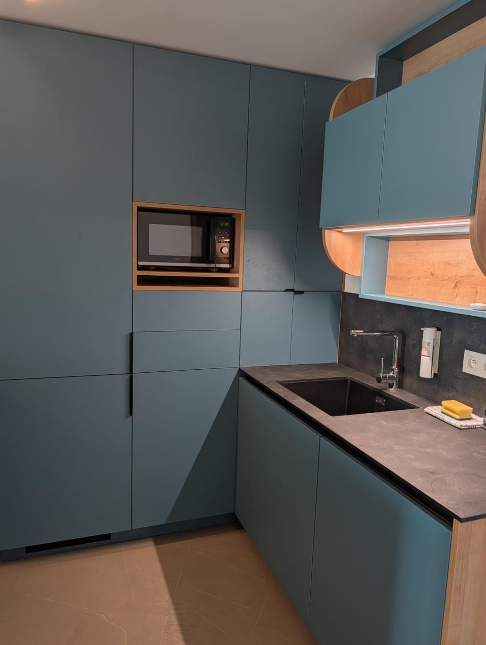Slavic Spacious Apartments by CHORS Apartment in Bratislava