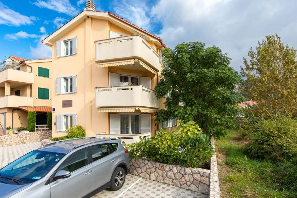VillaMare Baska-Krk Apartment in Lika-Senj County