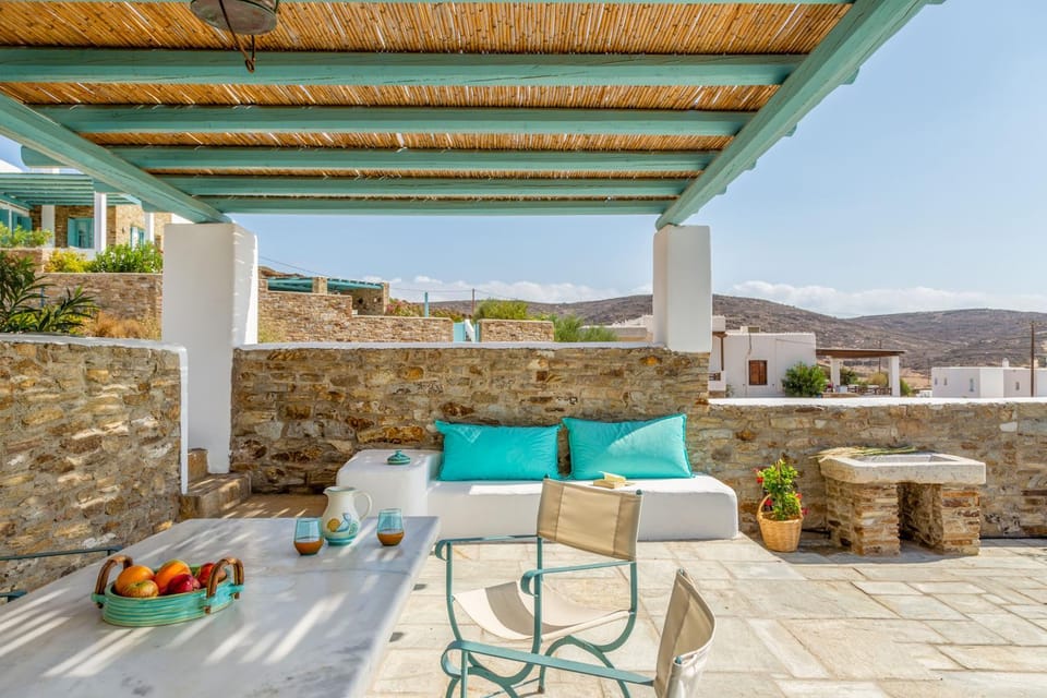 Property building, Balcony/Terrace, Sea view