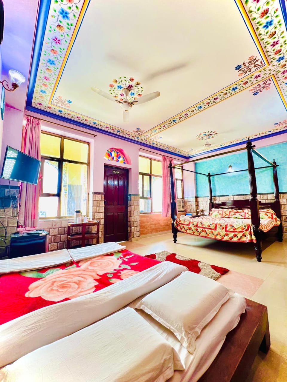 Bed, Photo of the whole room, Bedroom