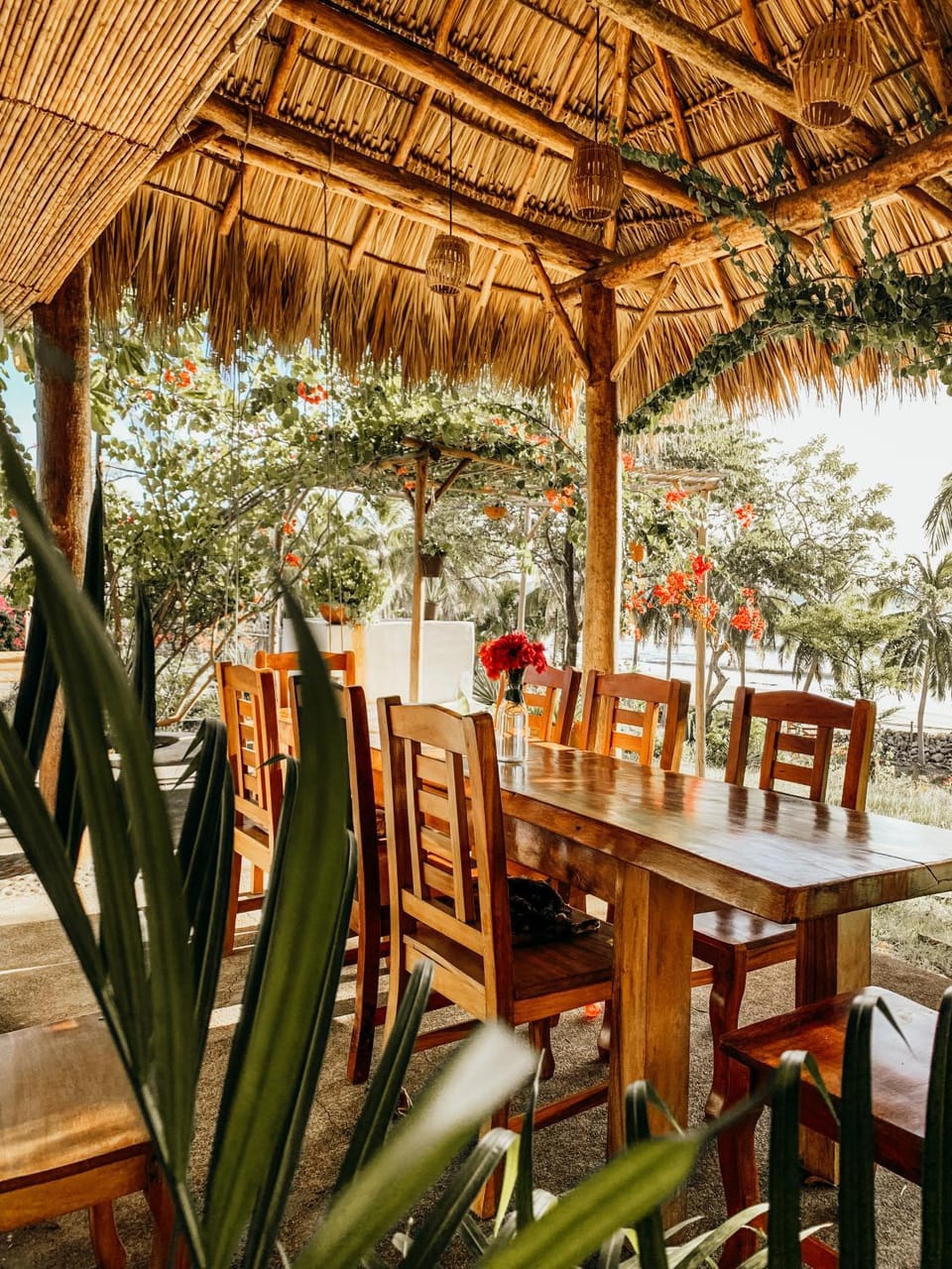 Restaurant/places to eat, Restaurant/places to eat, Balcony/Terrace, Dining area