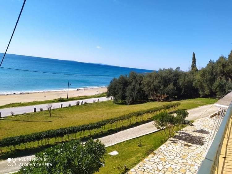 Akrothalassia Apartment hotel in Greece
