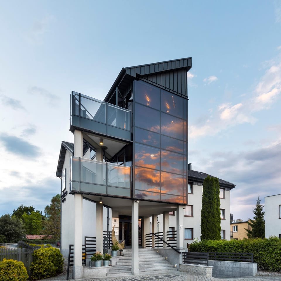 Property building, Facade/entrance, Spring, Day, Summer