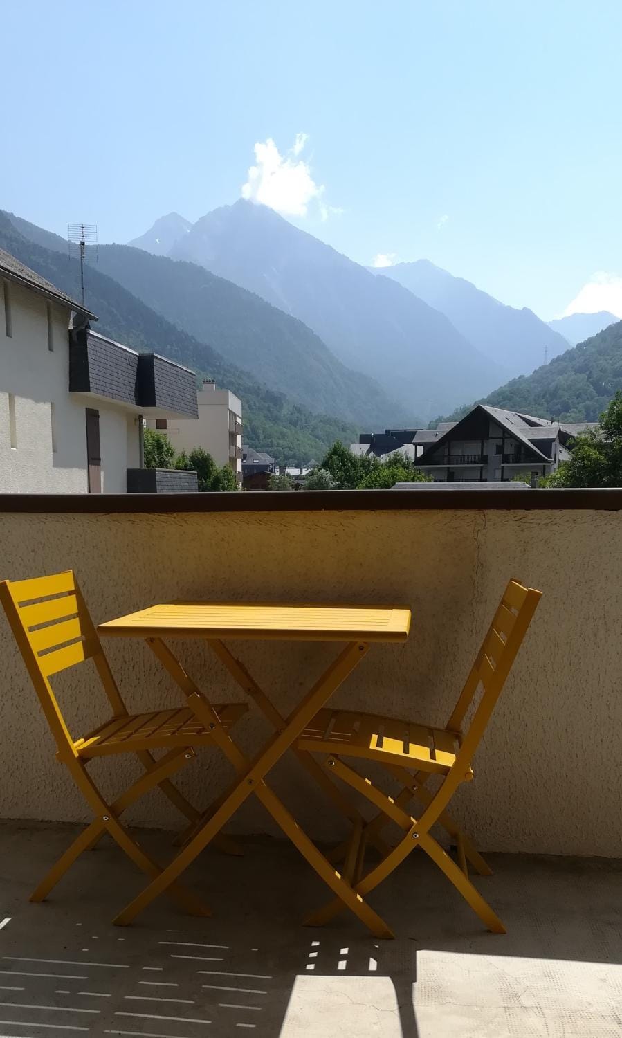 Balcony/Terrace, Mountain view